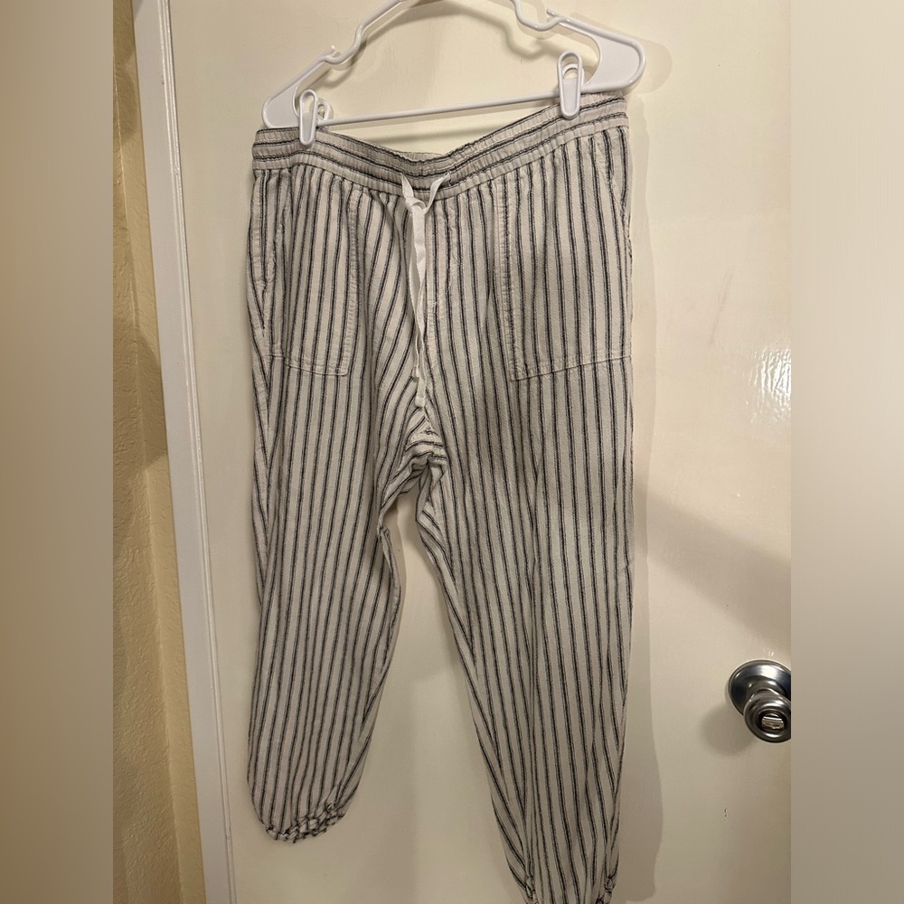 Women’s striped pants